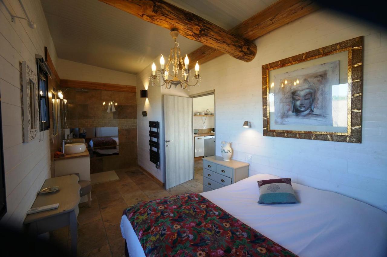 Gites Equestres Lou Caloun - Les Saintes Maries De La Mer Exterior photo