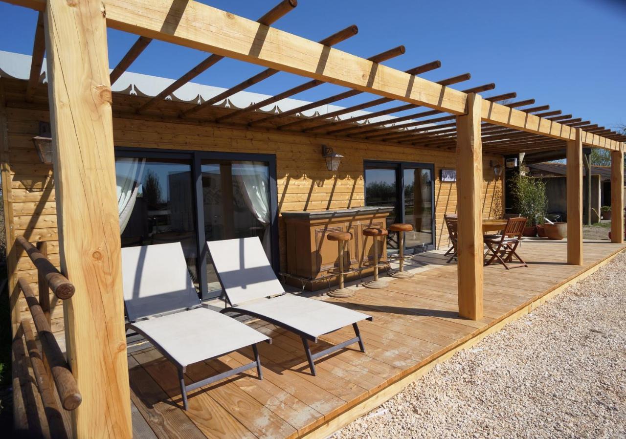 Gites Equestres Lou Caloun - Les Saintes Maries De La Mer Exterior photo
